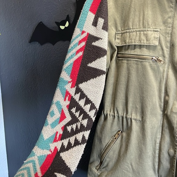 Thread & Supply Utility Jacket - Picture 2 of 5